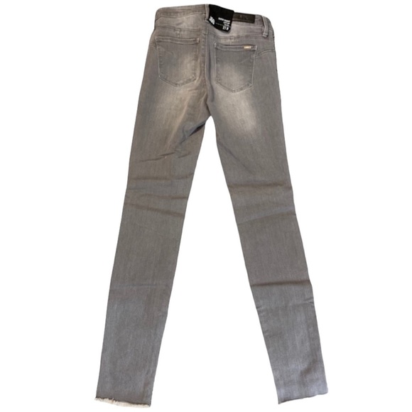 NWT ARMANI EXCHANGE Mid Rise Super Skinny Lift Up Jeans - Size 27 - Picture 7 of 12